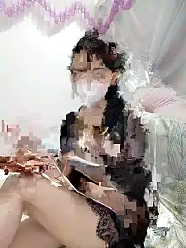 Snapshot of Xiangchuu chatting on April 25, 2026, 2:14 pm Xiangchuu online show from April 25, 2026, 2:14 pm
