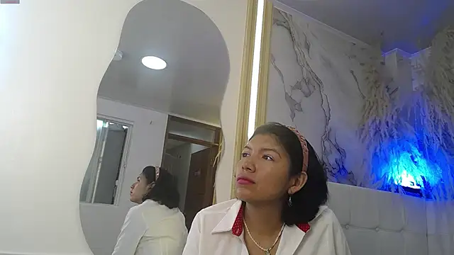  Isabel0 online show from March 25, 2026, 8:30 pm