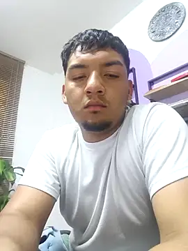 Snapshot of Itsdavidxxx chatting on April 1, 2026, 2:58 pm Itsdavidxxx online show from April 1, 2026, 2:58 pm