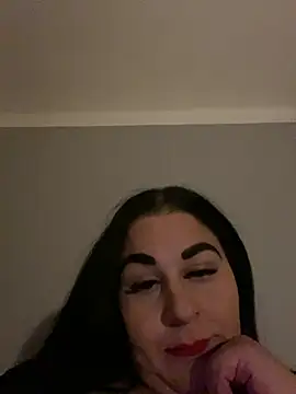 Szandra26 online show from May 14, 2026, 10:29 pm