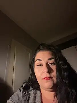 Szandra26 online show from May 10, 2026, 10:33 pm
