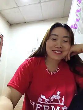 Snapshot of he-se-kin chatting on April 21, 2026, 5:58 am he-se-kin online show from April 21, 2026, 5:58 am