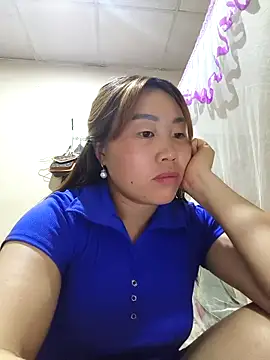 Snapshot of he-se-kin chatting on April 8, 2026, 12:17 pm he-se-kin online show from April 8, 2026, 12:17 pm