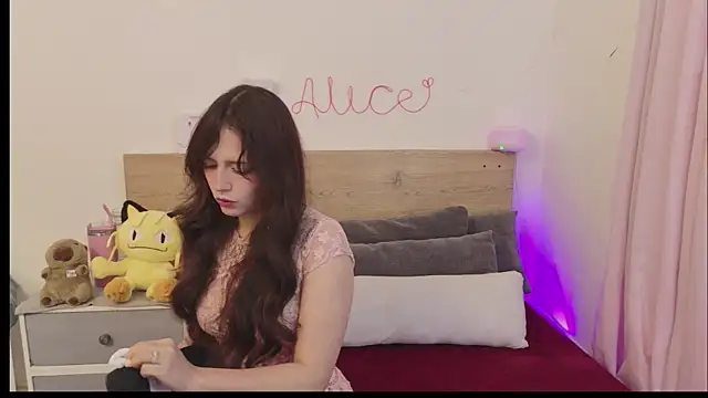 Snapshot of Sweet_Alice_S chatting on July 25, 2026, 3:07 pm Sweet Alice S online show from July 25, 2026, 3:07 pm