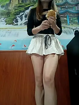 Snapshot of Aurora_Nova chatting on May 9, 2026, 10:35 pm Aurora Nova online show from May 9, 2026, 10:35 pm