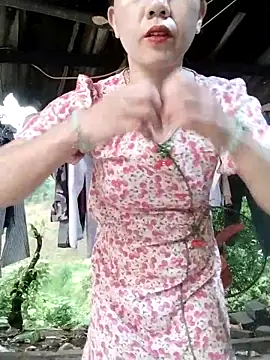 Bianca Nina online show from April 18, 2026, 11:05 pm