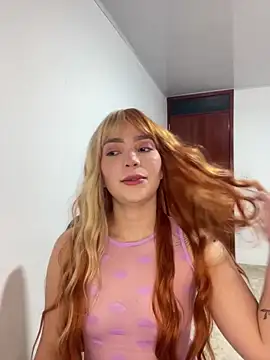 Snapshot of Catalina_bel chatting on April 9, 2026, 2:02 am Catalina bel online show from April 9, 2026, 2:02 am