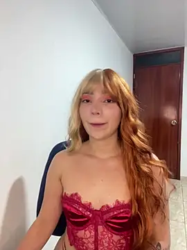 Snapshot of Catalina_bel chatting on April 1, 2026, 4:36 am Catalina bel online show from April 1, 2026, 4:36 am