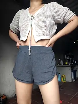 Snapshot of xinhxinh-cute chatting on May 16, 2026, 10:36 am xinhxinh-cute online show from May 16, 2026, 10:36 am