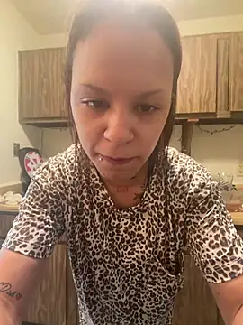 Snapshot of Honeyy_bunzzxoxo chatting on April 18, 2026, 8:42 pm Honeyy bunzzxoxo online show from April 18, 2026, 8:42 pm