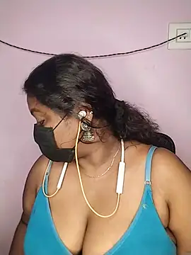 Snapshot of Tamil-Dhara chatting on August 1, 2026, 5:55 pm Tamil-Dhara online show from August 1, 2026, 5:55 pm