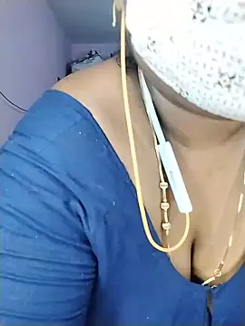 Snapshot of Tamil-Dhara chatting on June 19, 2026, 5:52 pm Tamil-Dhara online show from June 19, 2026, 5:52 pm