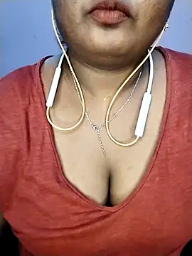 Snapshot of Tamil-Dhara chatting on May 3, 2026, 4:54 pm Tamil-Dhara online show from May 3, 2026, 4:54 pm