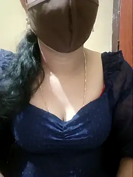 Snapshot of Latha_lovely chatting on May 11, 2026, 2:07 pm Latha lovely online show from May 11, 2026, 2:07 pm
