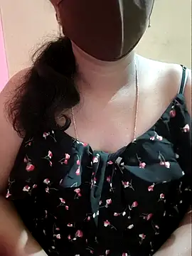 Snapshot of Latha_lovely chatting on April 21, 2026, 1:42 am Latha lovely online show from April 21, 2026, 1:42 am