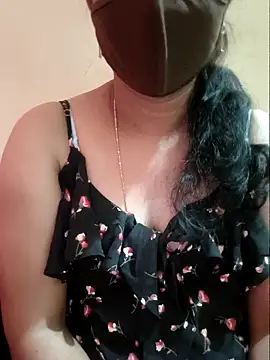 Snapshot of Latha_lovely chatting on April 21, 2026, 2:51 am Latha lovely online show from April 21, 2026, 2:51 am