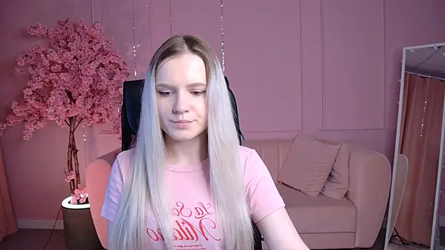 SherriButlers online show from May 6, 2026, 5:22 am