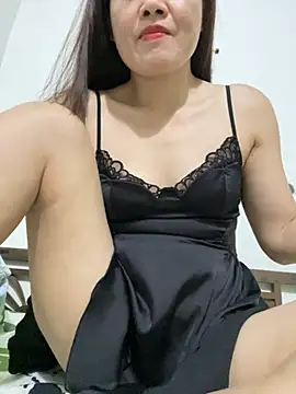 Snapshot of Lisa-07 chatting on April 8, 2026, 11:55 am Lisa-07 online show from April 8, 2026, 11:55 am