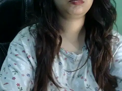 Snapshot of shivi_jaan chatting on May 13, 2026, 12:17 am shivi jaan online show from May 13, 2026, 12:17 am