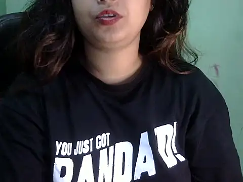 Snapshot of shivi_jaan chatting on May 3, 2026, 4:28 am shivi jaan online show from May 3, 2026, 4:28 am