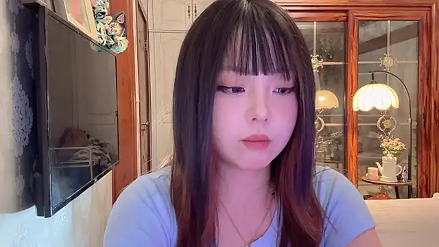 thelittlexx online show from April 23, 2026, 7:59 am