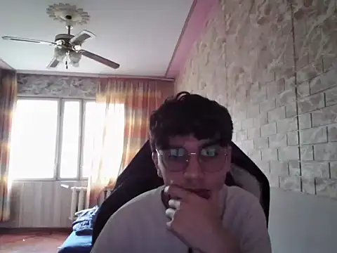 khaetbek online show from May 3, 2026, 9:25 am