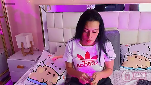 mila chanel online show from March 26, 2026, 2:48 pm