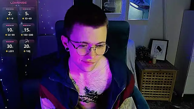 Thomas Norton online show from April 29, 2026, 8:59 pm