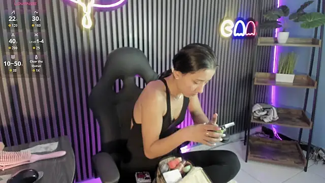 Luna roose1 online show from April 22, 2026, 12:34 pm