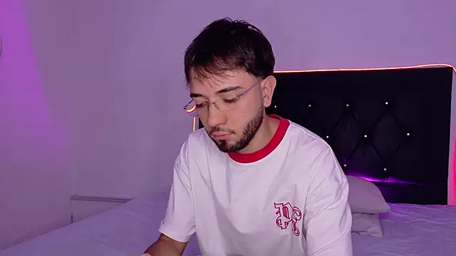 andymaxwell online show from March 25, 2026, 10:08 pm