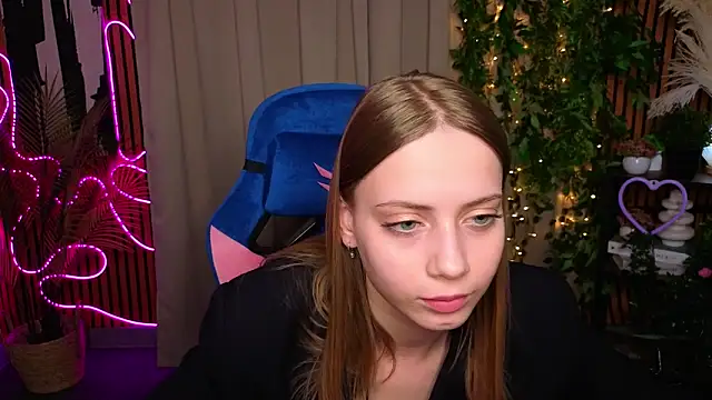 HelenHale online show from March 27, 2026, 12:39 pm