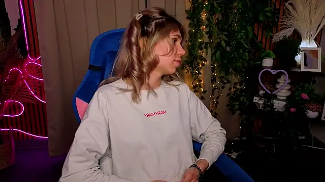 Snapshot of DebbieCobb chatting on March 28, 2026, 3:02 pm DebbieCobb online show from March 28, 2026, 3:02 pm