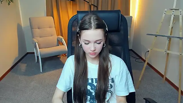 SharriSang online show from March 28, 2026, 12:06 pm