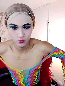 Alejandra and James  online show from April 30, 2026, 1:34 am