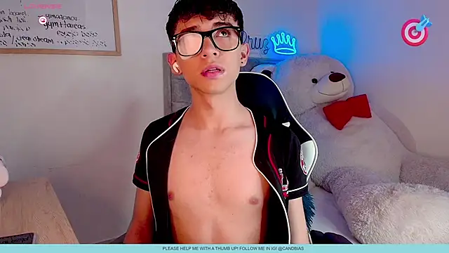 Snapshot of niico_prince chatting on April 3, 2026, 8:26 pm niico prince online show from April 3, 2026, 8:26 pm