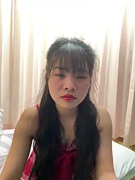 Naked-xx online show from May 15, 2026, 12:47 pm