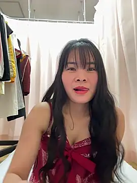 Naked-xx online show from May 27, 2026, 1:29 pm