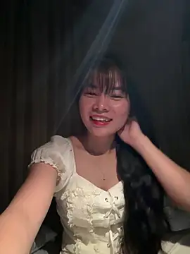 Naked-xx online show from May 21, 2026, 3:42 pm