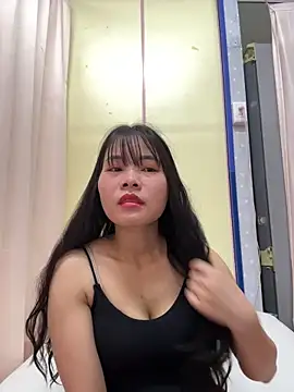 Naked-xx online show from June 6, 2026, 1:05 pm