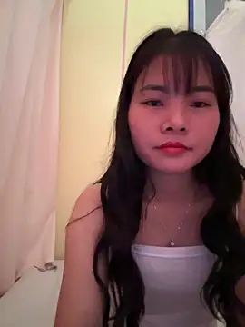 Naked-xx online show from May 4, 2026, 11:07 pm