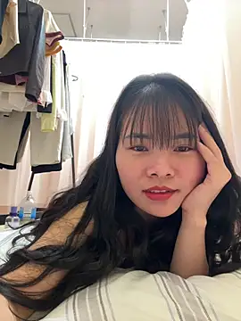 Naked-xx online show from May 24, 2026, 1:00 pm