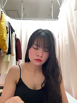 Naked-xx online show from May 28, 2026, 12:00 pm