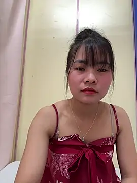 Naked-xx online show from May 10, 2026, 11:03 am