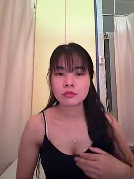 Naked-xx online show from May 21, 2026, 3:37 am