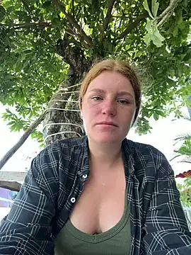 Carammelstorm online show from May 12, 2026, 1:13 am