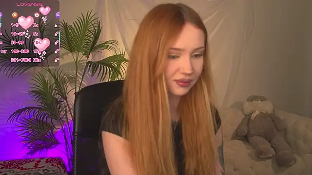Snapshot of zoeforrd chatting on April 25, 2026, 6:27 am zoeforrd online show from April 25, 2026, 6:27 am
