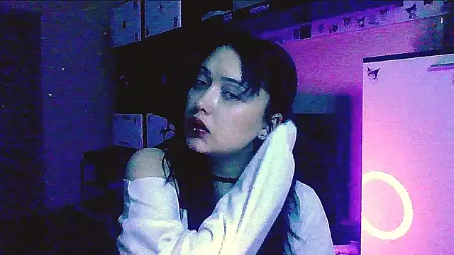 Katarina Fox  online show from March 26, 2026, 12:25 pm