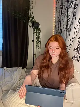 Snapshot of bambimayy chatting on April 19, 2026, 5:36 pm bambimayy online show from April 19, 2026, 5:36 pm