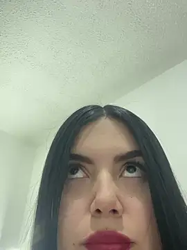 Cami olarte online show from April 26, 2026, 5:05 am