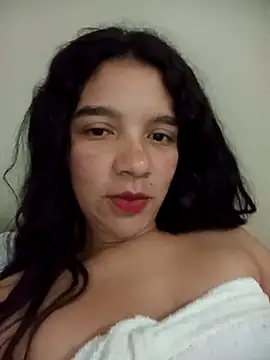 Snapshot of Morena__Florr chatting on April 26, 2026, 11:18 am Morena Florr online show from April 26, 2026, 11:18 am